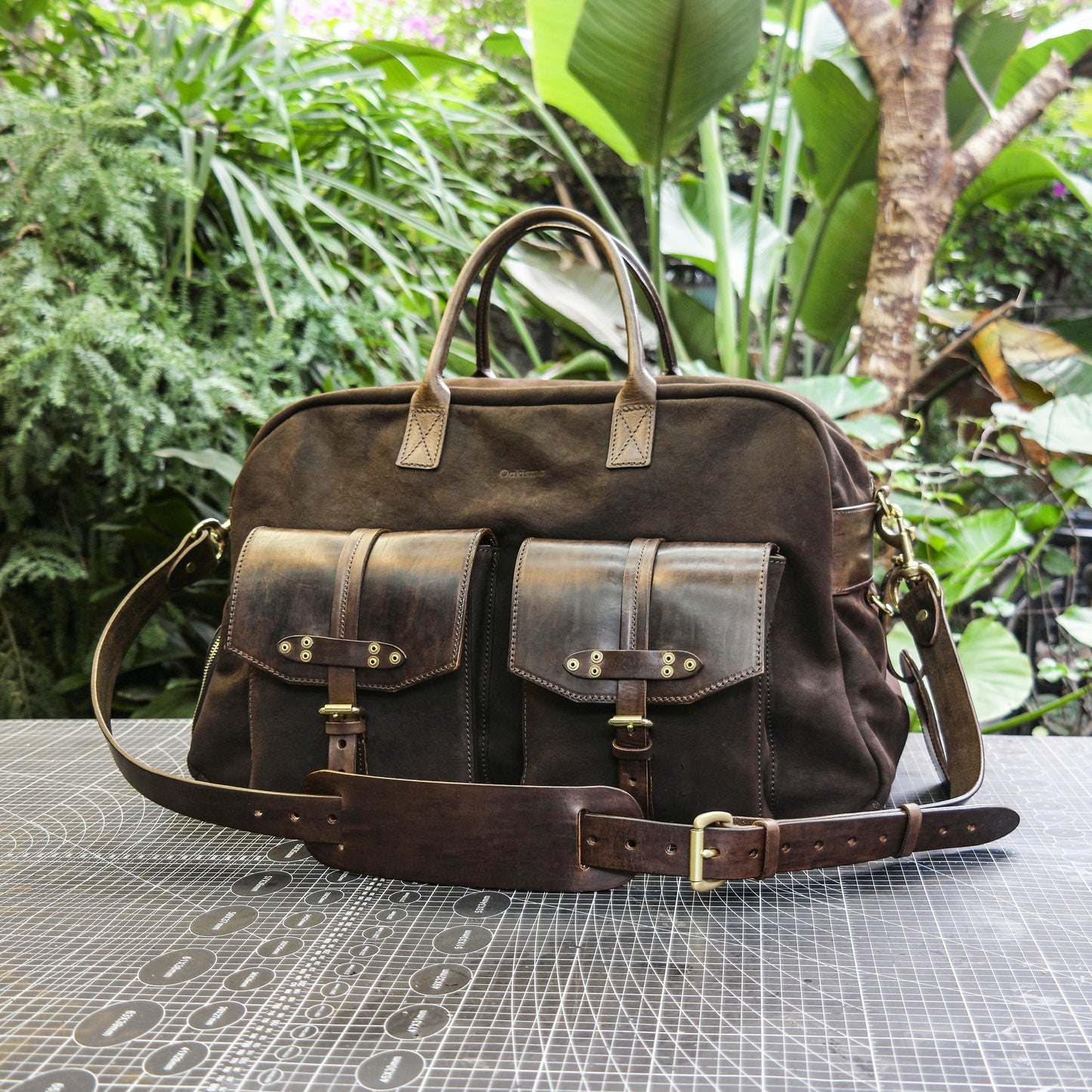 Luggage bag/travel bag - a portable travel bag handmade from cowhide,A suit bag,Suit storage travel bag,Leather bag for suit,Canvas suit storage bag,Fitness bag