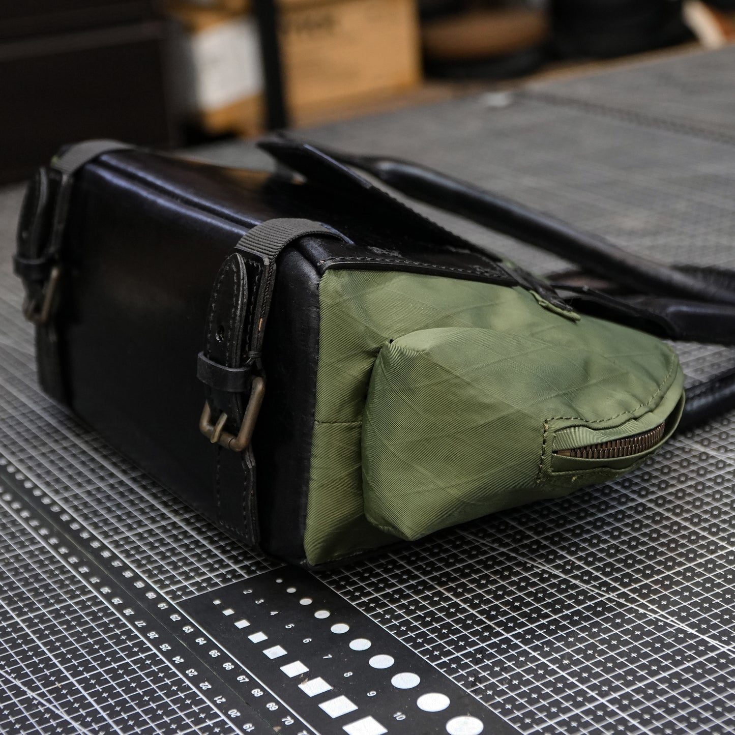 【PDF Pattern】Nylon cloth+brushed vegetable tanned leather handbag pattern- SG-151#