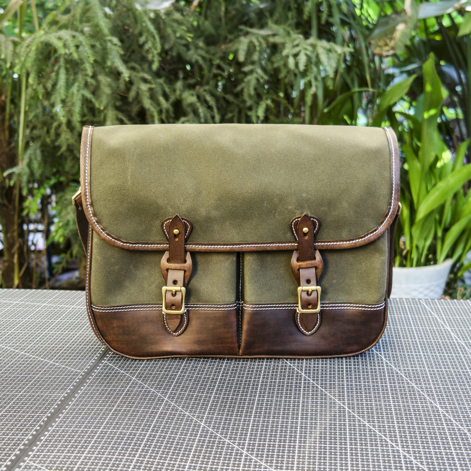 Cowhide oiled wax canvas shoulder bag/Canvas briefcase/shoulder crossbody bag-SG-122#