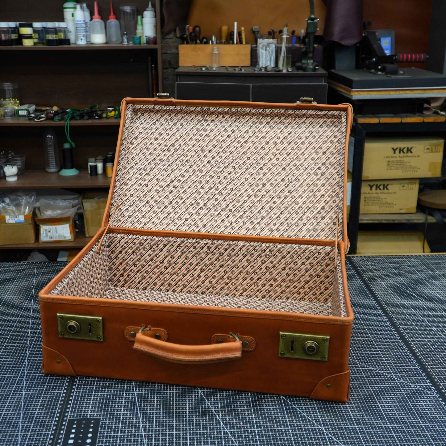 【Suitcase Pattern】 Cowhide solid wood suitcase pattern Box pattern /Handheld suitcase Pattern/Luggage Suitcase Pattern/travel suitcase pattern