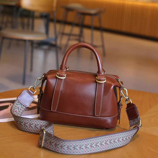 Head layer vegetable tanned cowhide soft leather Boston bag, simple and fashionable fashion trend, single shoulder crossbody handbag for women