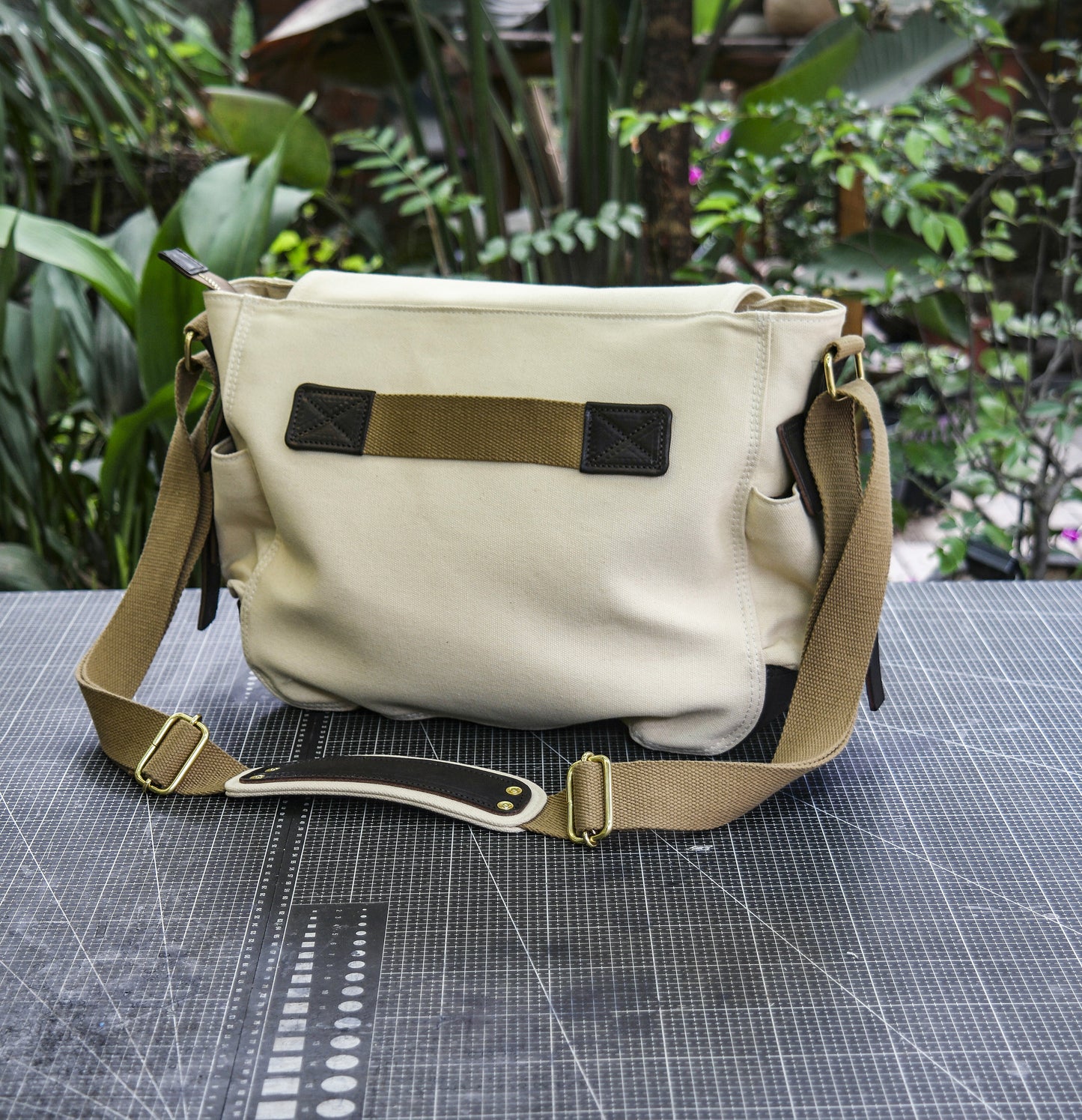 Canvas messenger bag, briefcase, laptop bag, shoulder bag, crossbody bag