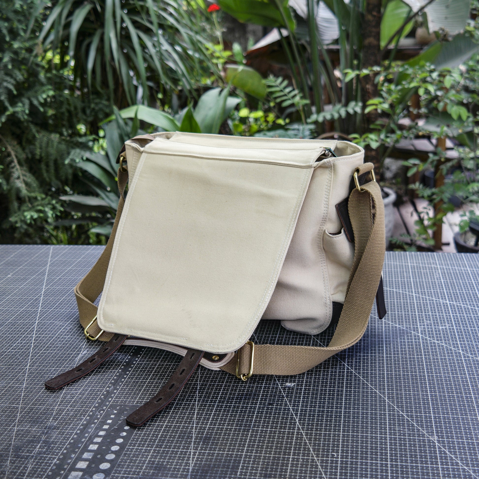 Canvas messenger bag, briefcase, laptop bag, shoulder bag, crossbody bag