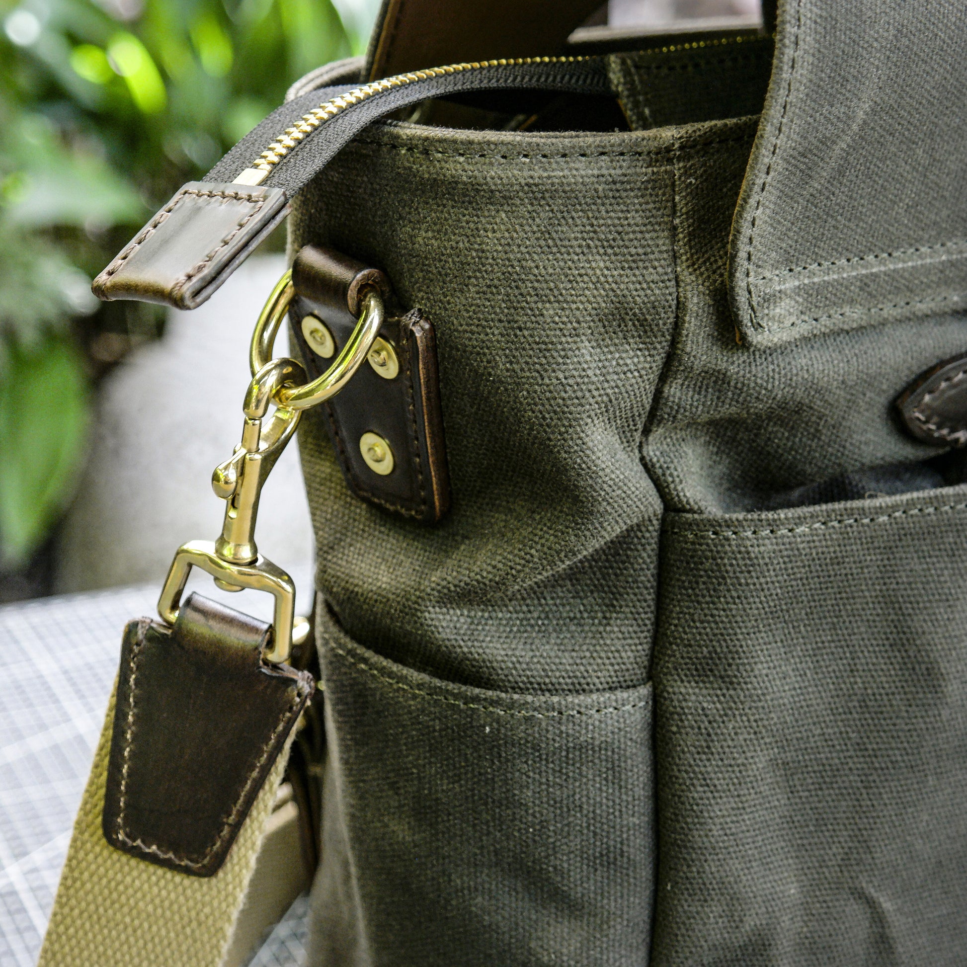 Oil wax canvas handbag/single shoulder crossbody bag