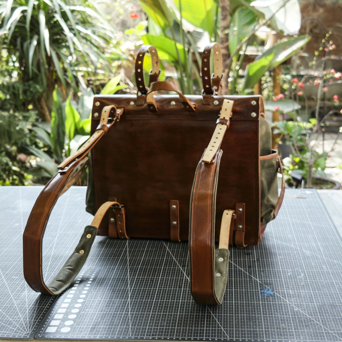 Oil wax canvas messenger bag with diagonal span and double shoulders| Waxed Canvas Backpack|