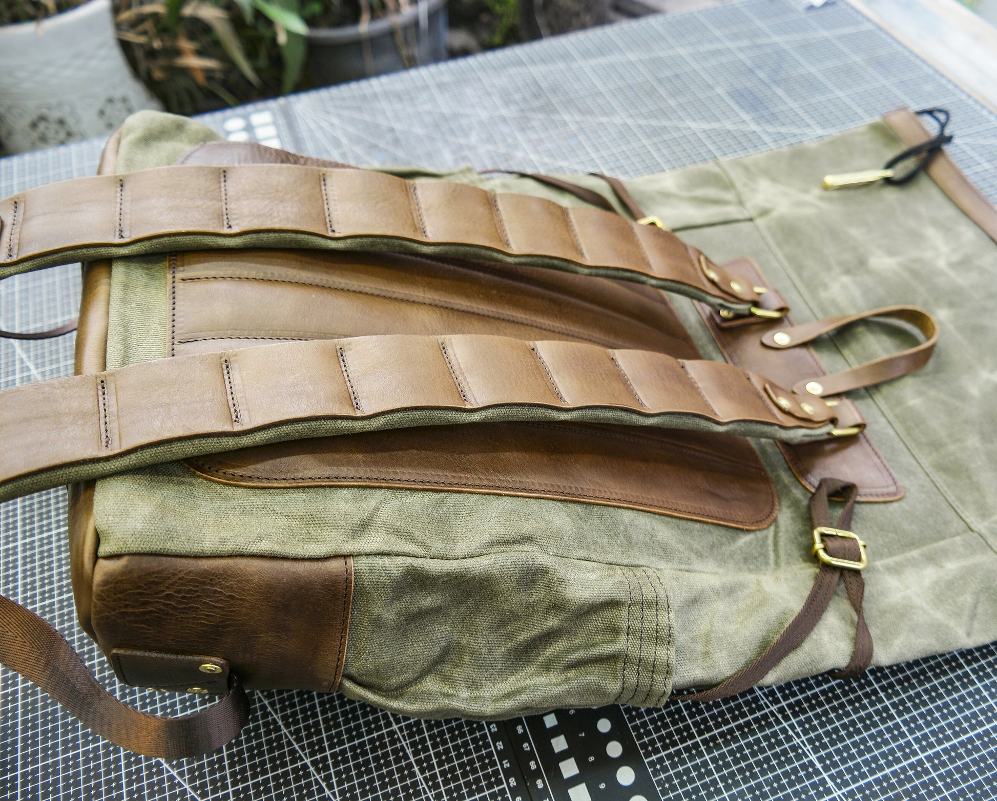 craftsman green canvas with leather trim backpack Retro oil wax canvas backpack