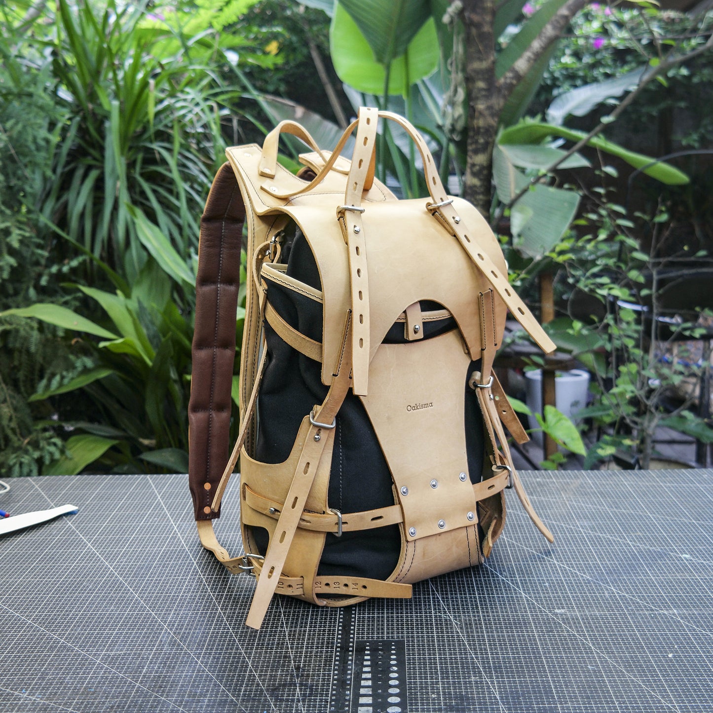 Detachable canvas+plant tanned leather backpack - retro backpack for travel, camping, hiking, commuting