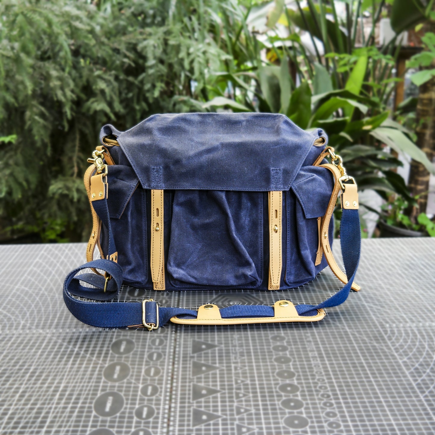 【PDF Pattern】Deep blue shoulder bag pattern/crossbody bag pattern/camera bag pattern/messenger bag pattern