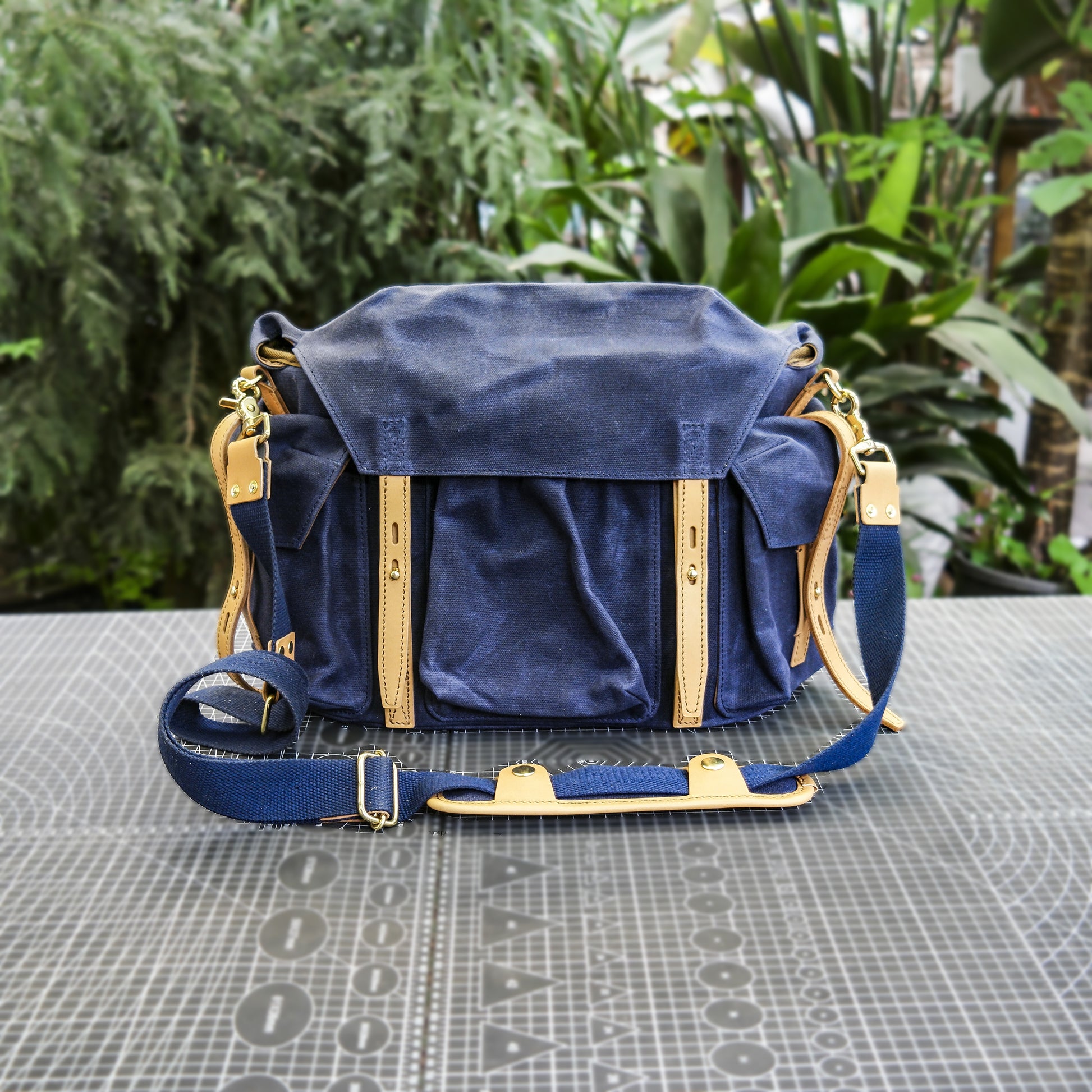 【PDF Pattern】Deep blue shoulder bag pattern/crossbody bag pattern/camera bag pattern/messenger bag pattern