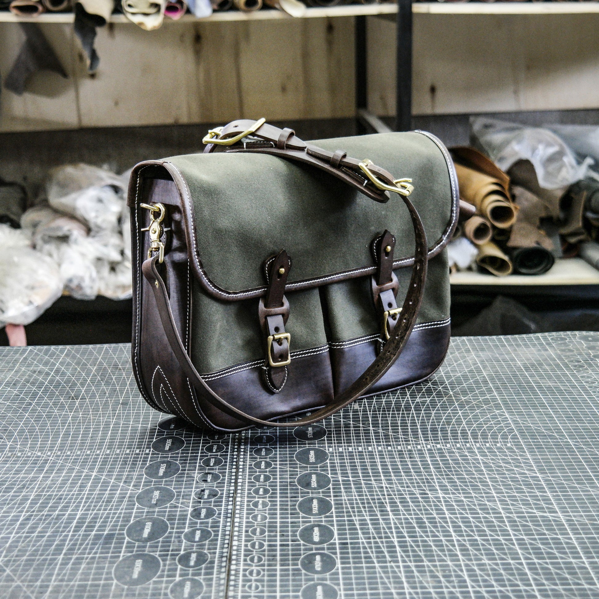 【PDF Pattern】Vintage classic canvas cowhide messenger bag/shoulder bag pattern/crossbody bag pattern/camera bag pattern/messenger bag pattern