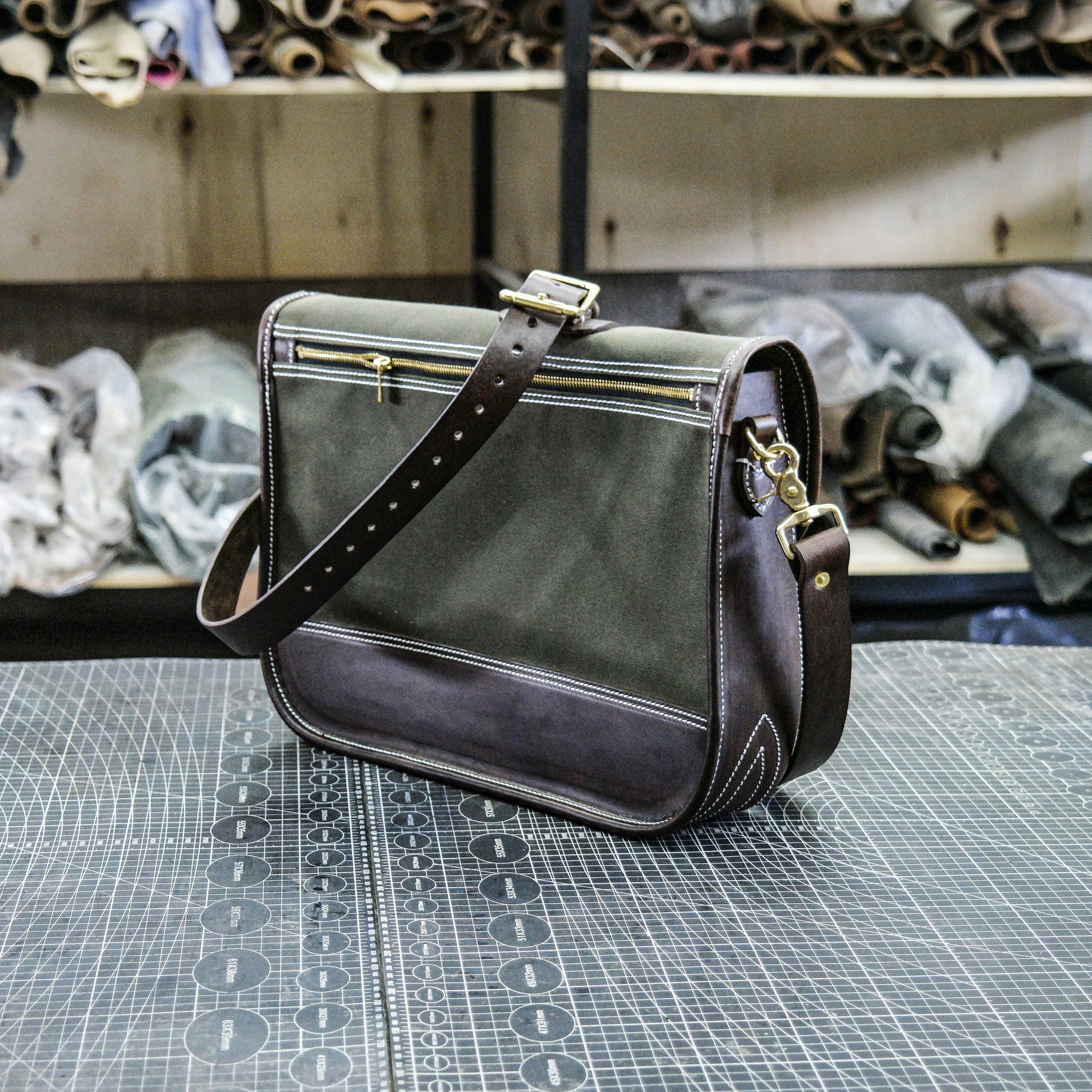 【PDF Pattern】Vintage classic canvas cowhide messenger bag/shoulder bag pattern/crossbody bag pattern/camera bag pattern/messenger bag pattern