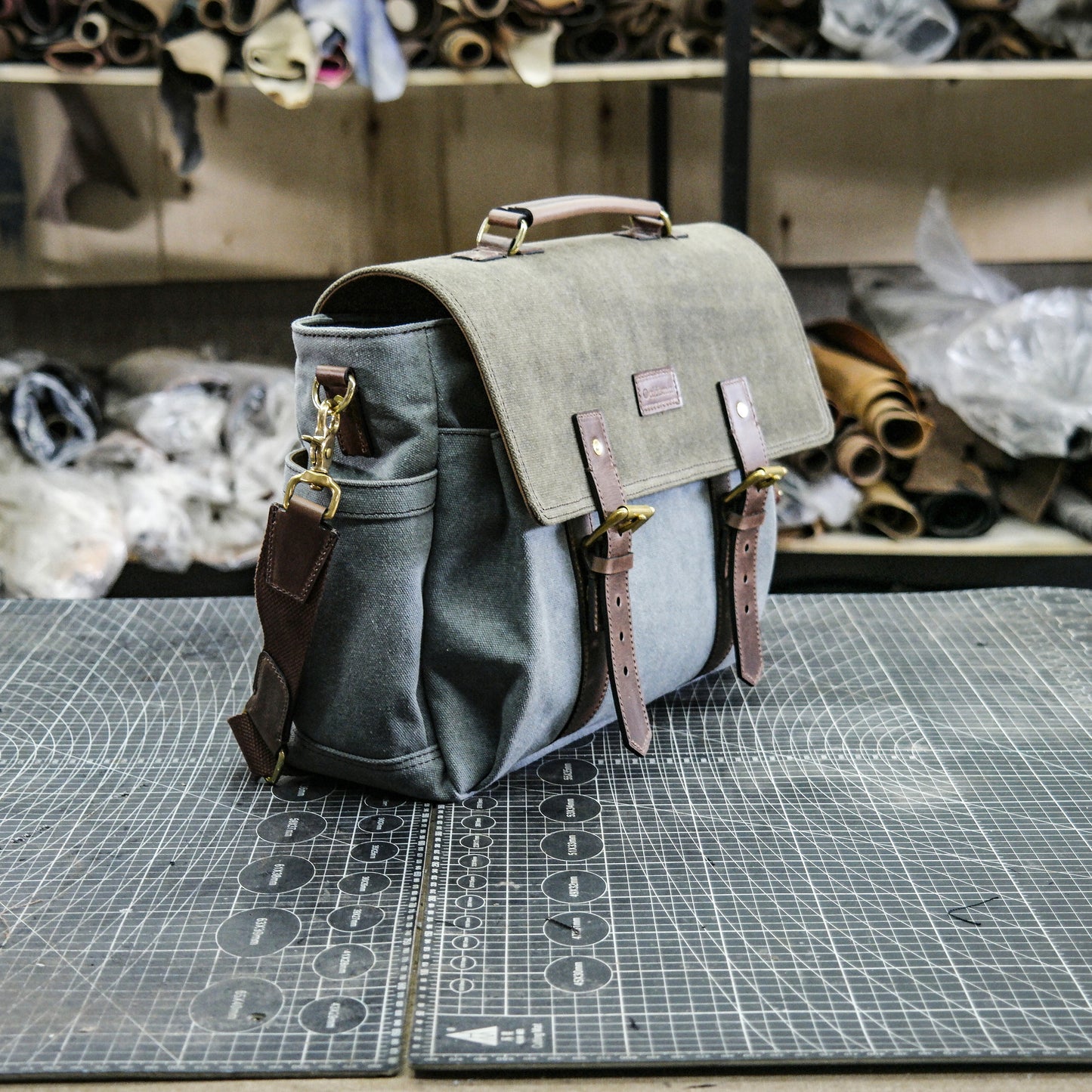 【PDF Pattern】Handmade waxed canvas shoulder crossbody bag/canvas hand-held briefcase/shoulder bag pattern/crossbodybag pattern/briefcase pattern/messengerbag pattern/canvasbag pattern
