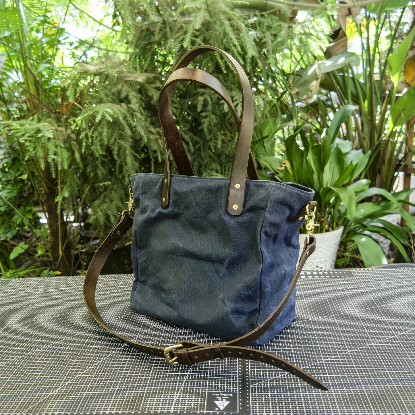 【PDF Pattern】deep blue oil wax canvas tote bag/single shoulder crossbody bag/Tote bag pattern