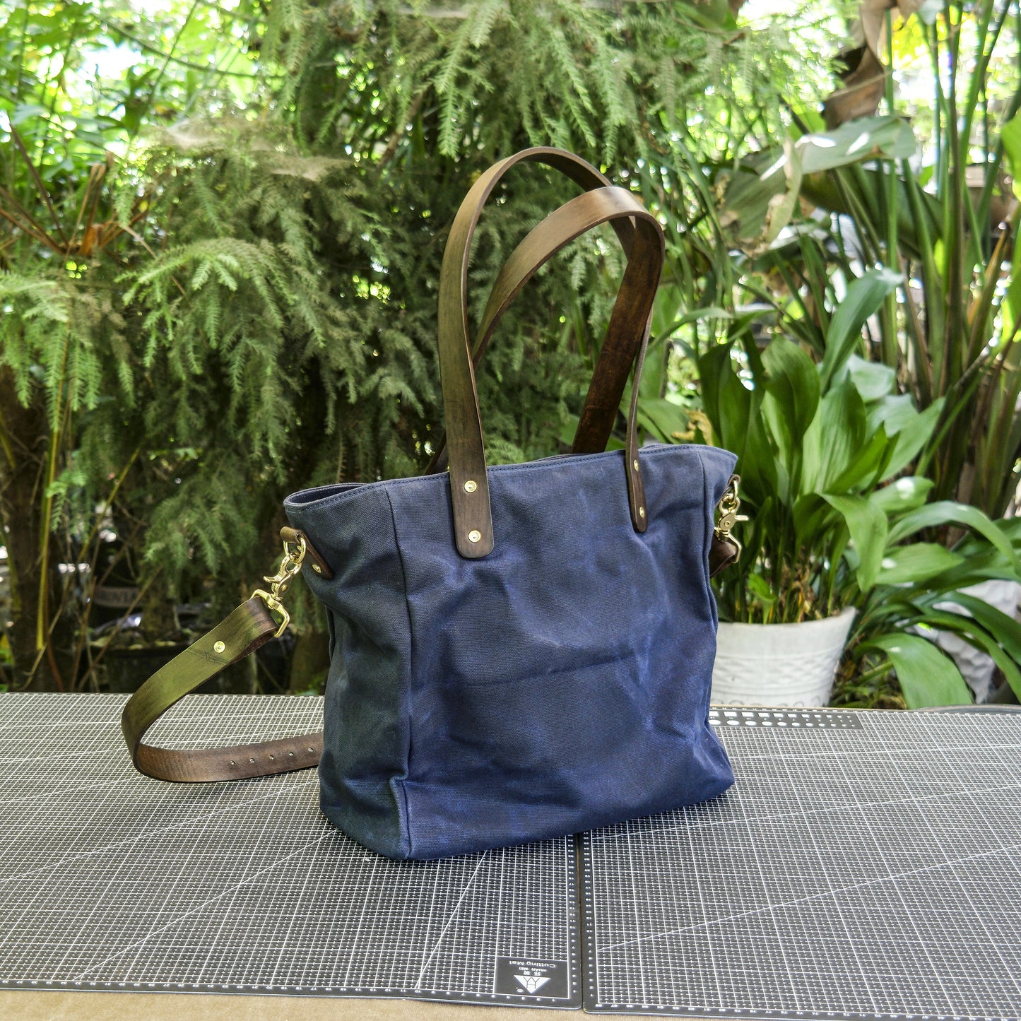 【PDF Pattern】deep blue oil wax canvas tote bag/single shoulder crossbody bag/Tote bag pattern