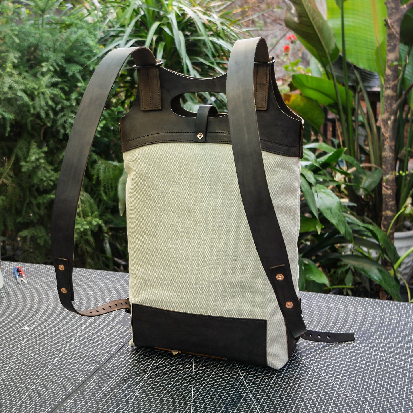 Handmade dyed plant tanned leather hiking camping oil wax canvas backpack