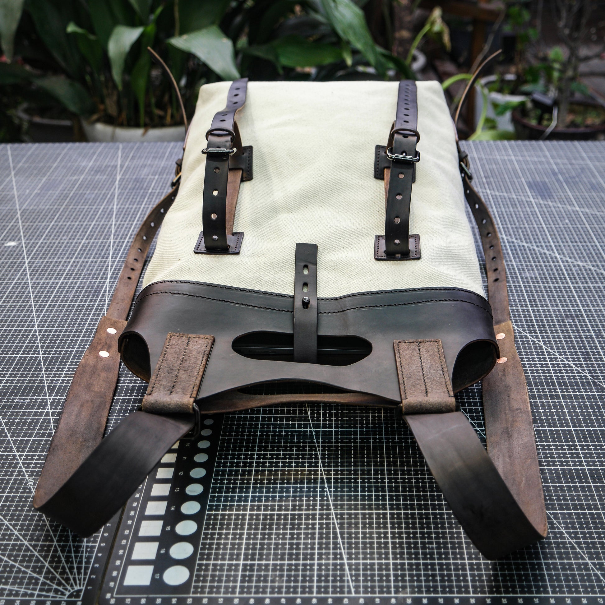 Handmade dyed plant tanned leather hiking camping oil wax canvas backpack
