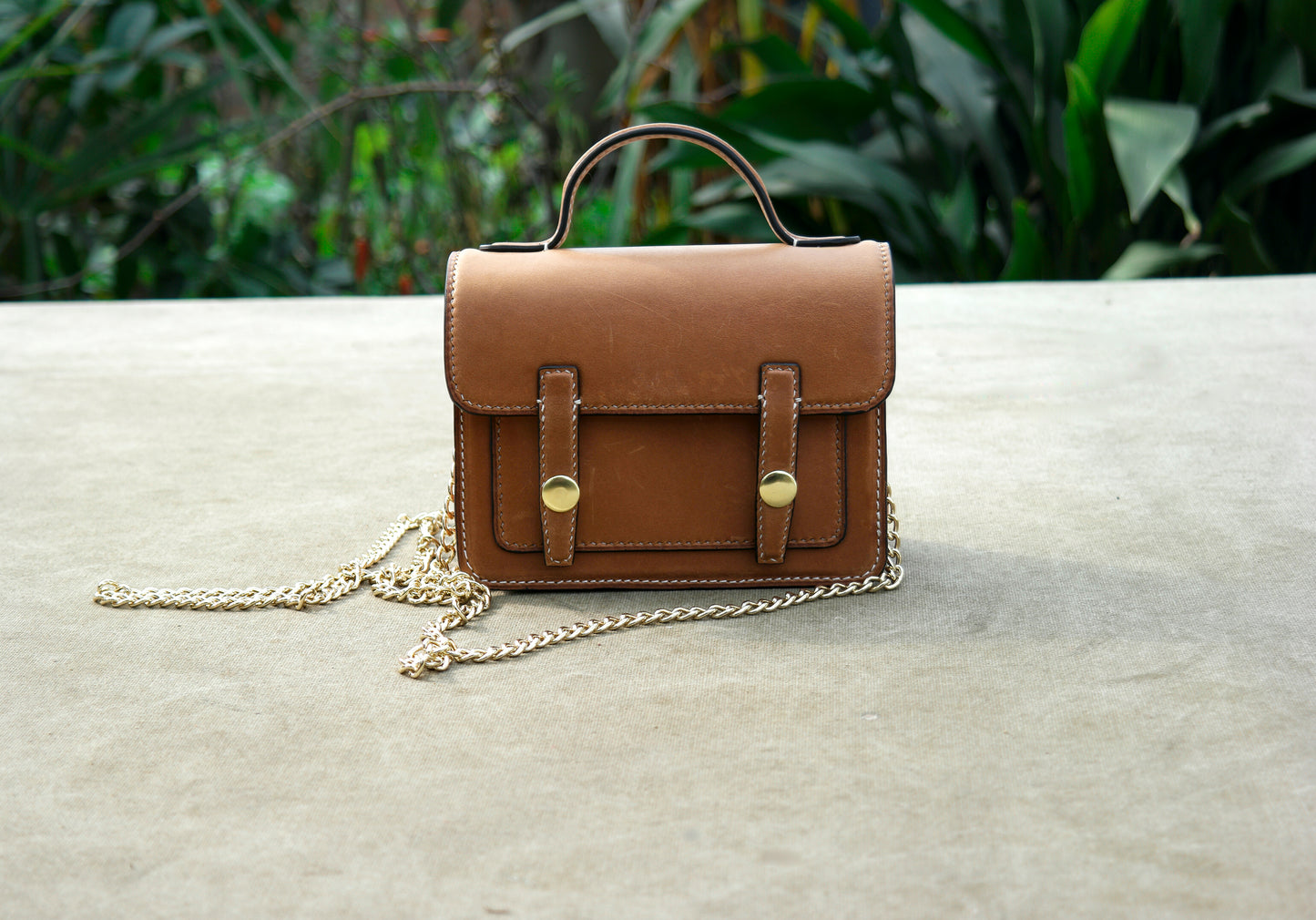 Mini messenger bag,Carry a handbag,leather handbags