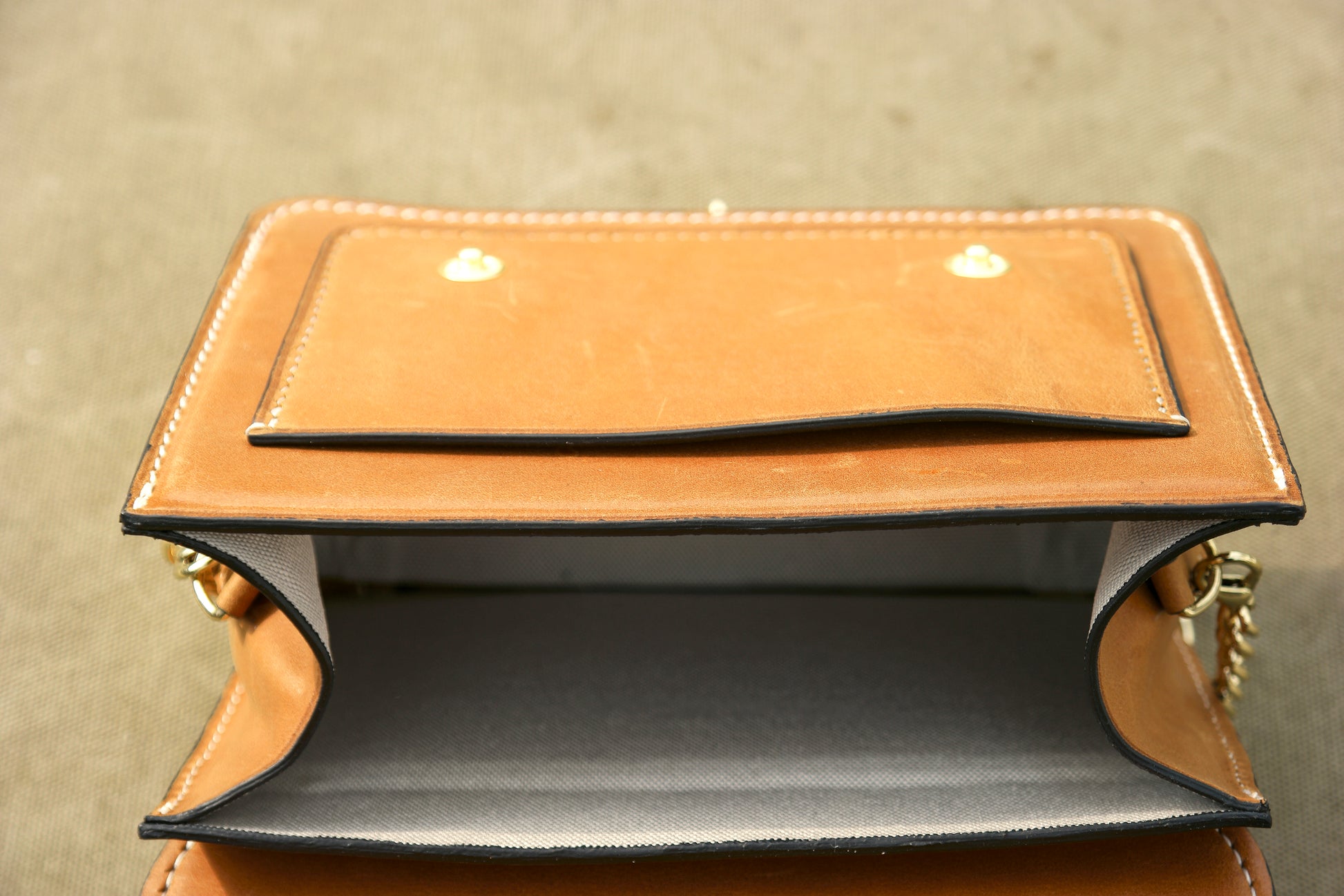 Mini messenger bag,Carry a handbag,leather handbags