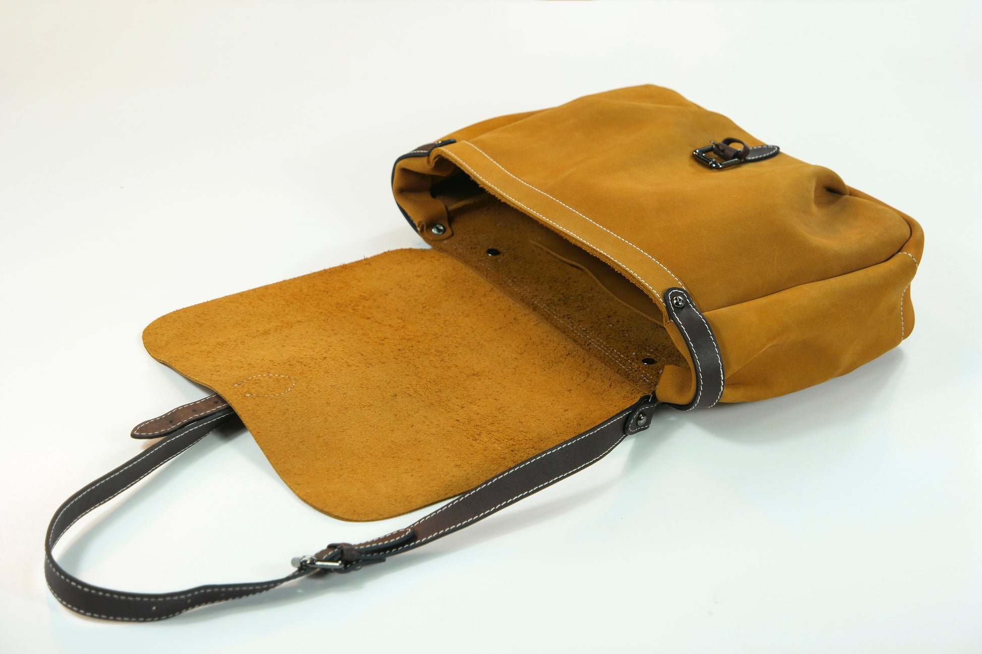 Handmade Leather Messenger Bag retro Leather postman bag male and female messenger bag Office Bag mail man bag