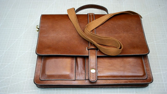 [Bag Pattern]Messenger bag and office bag made of cowhide,Briefcase, laptop bag,Bag making